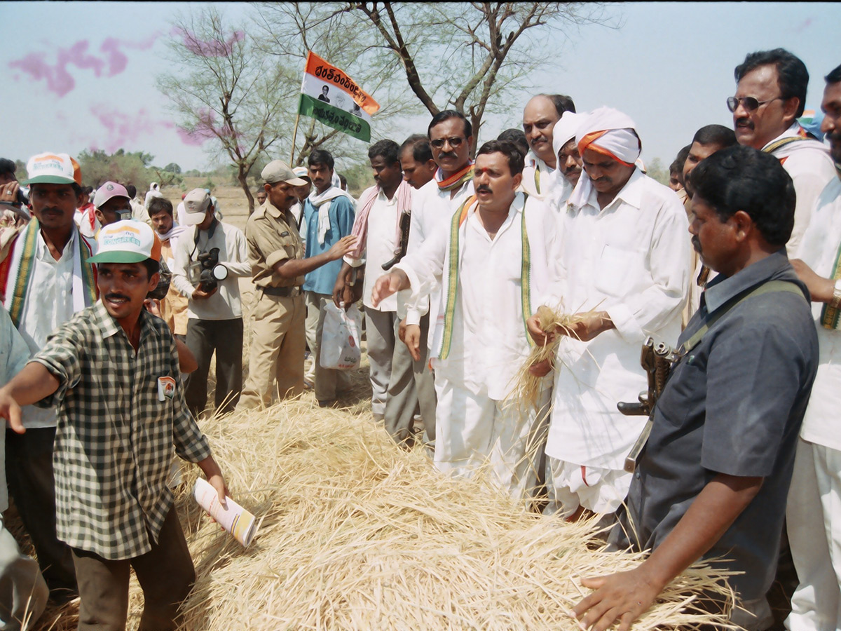 YSR 75th Birth Anniversary and Padayatra Photos21