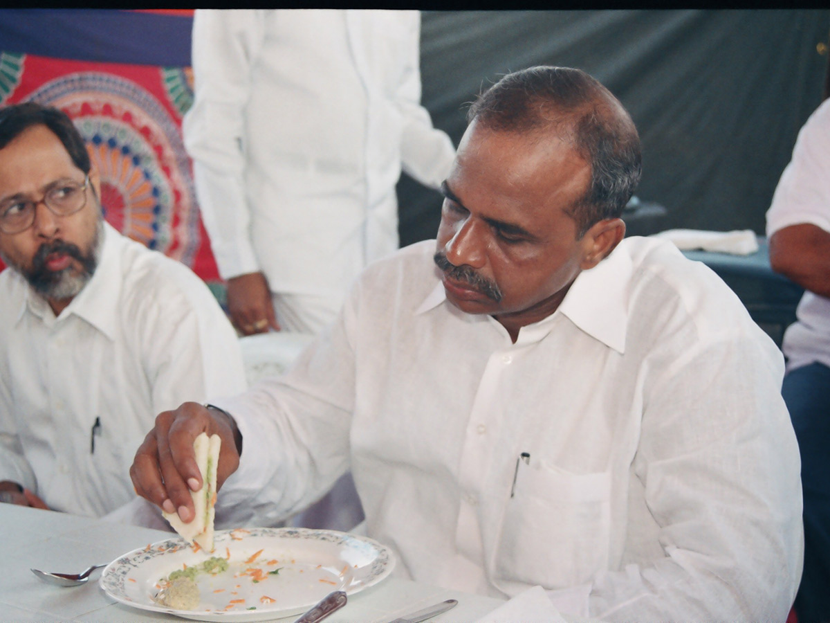 YSR 75th Birth Anniversary and Padayatra Photos31