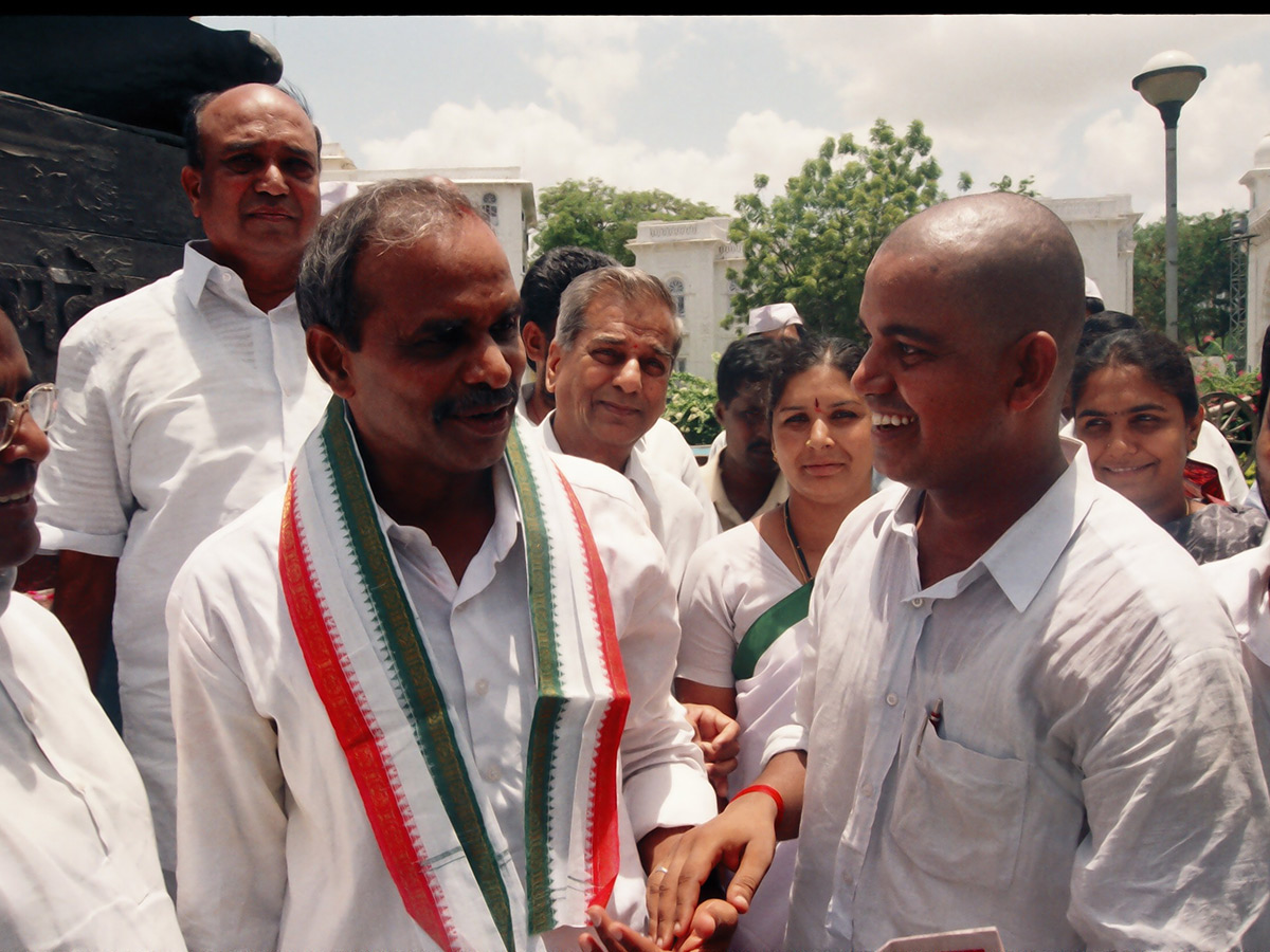 YSR 75th Birth Anniversary and Padayatra Photos39