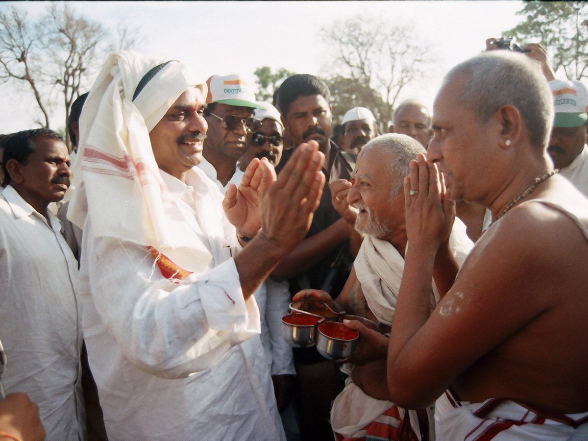 YSR 75th Birth Anniversary and Padayatra Photos43