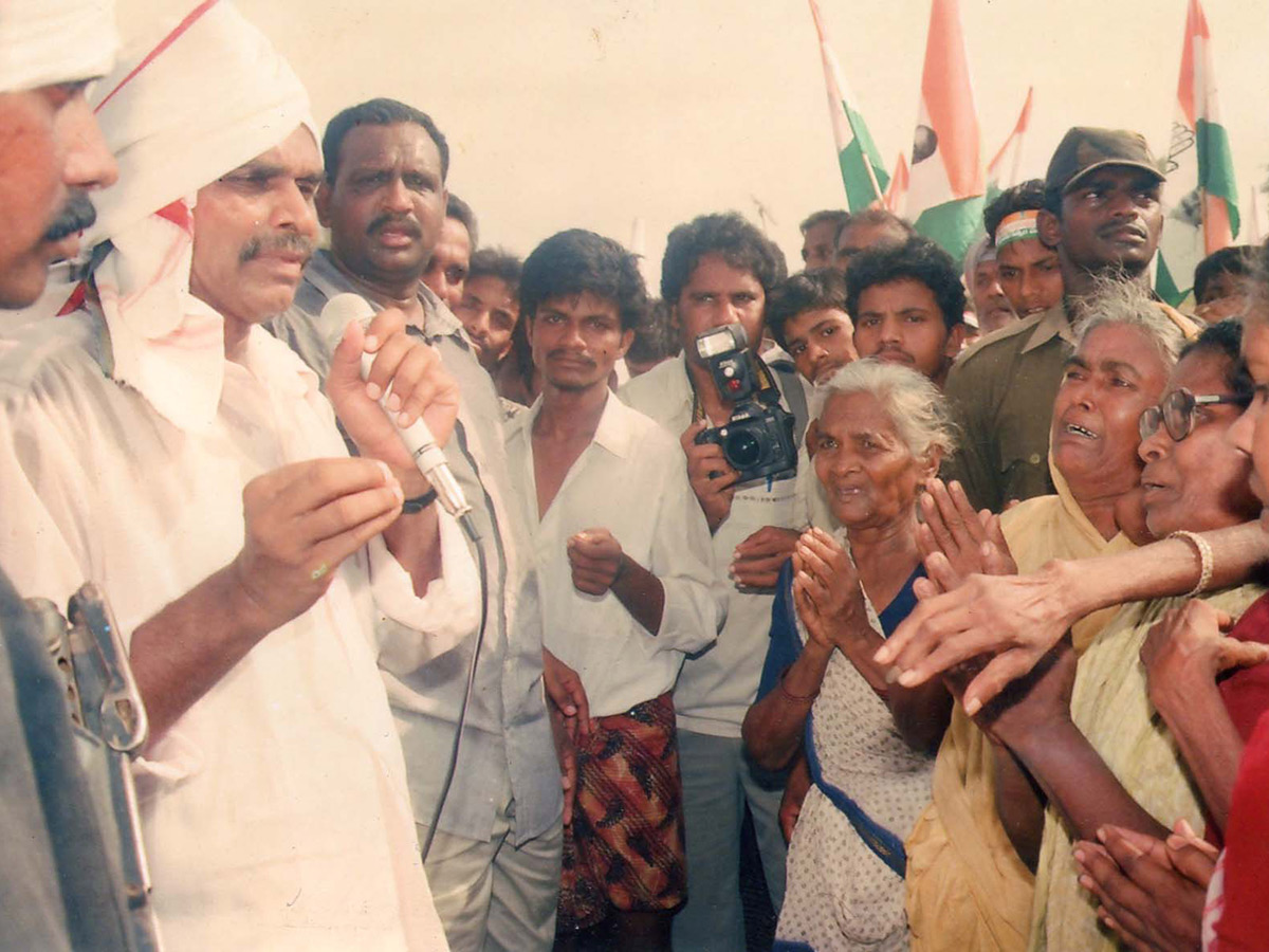 YSR 75th Birth Anniversary and Padayatra Photos68