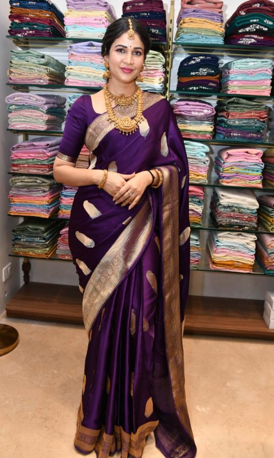 Actress Lavanya Tripathi Inaugurates Kanchipuram Narayana Silks Vastra Showroom at Kukatpally Photos19