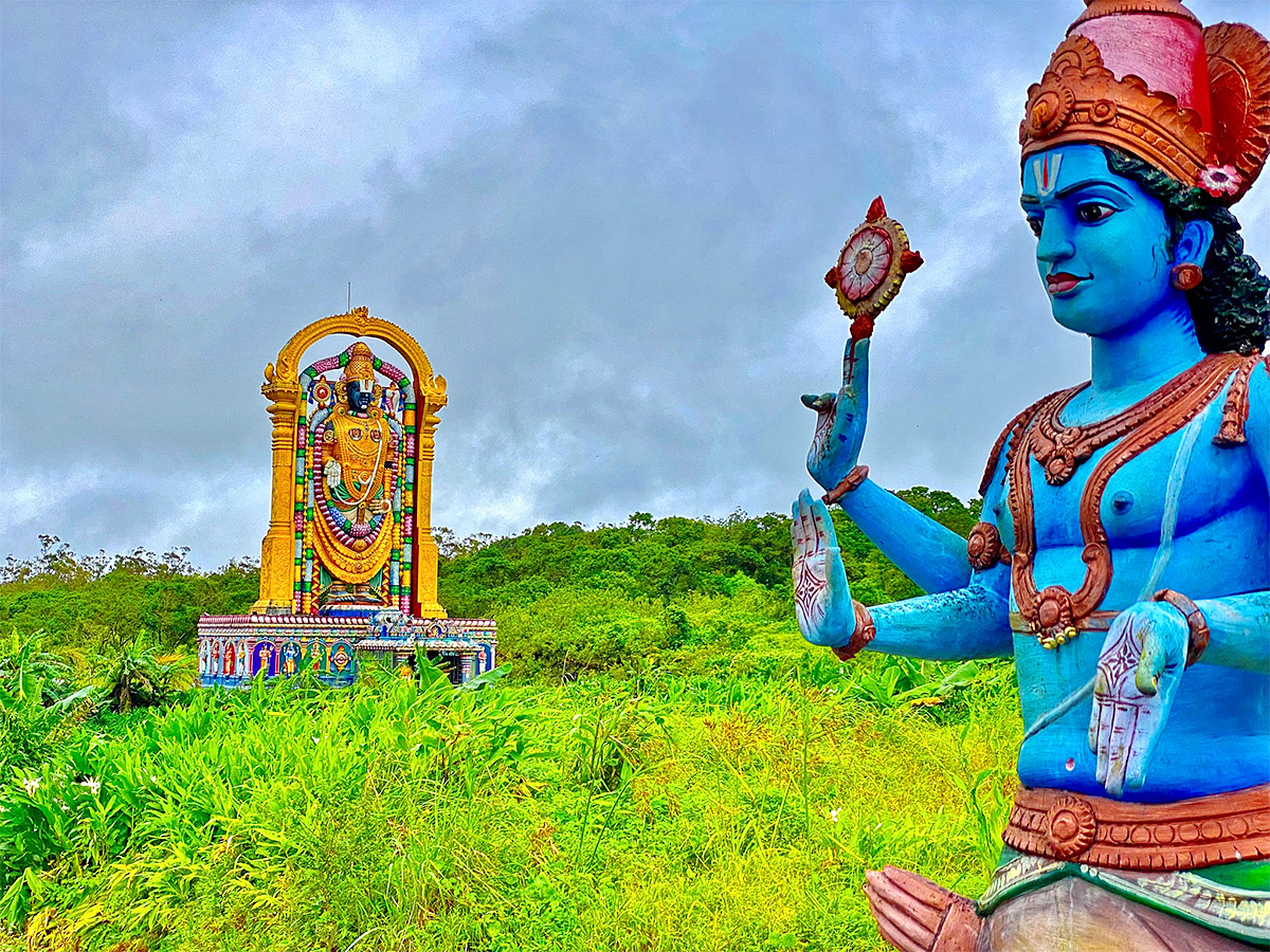 Mauritius Venkateswara Swamy Temple Photos2