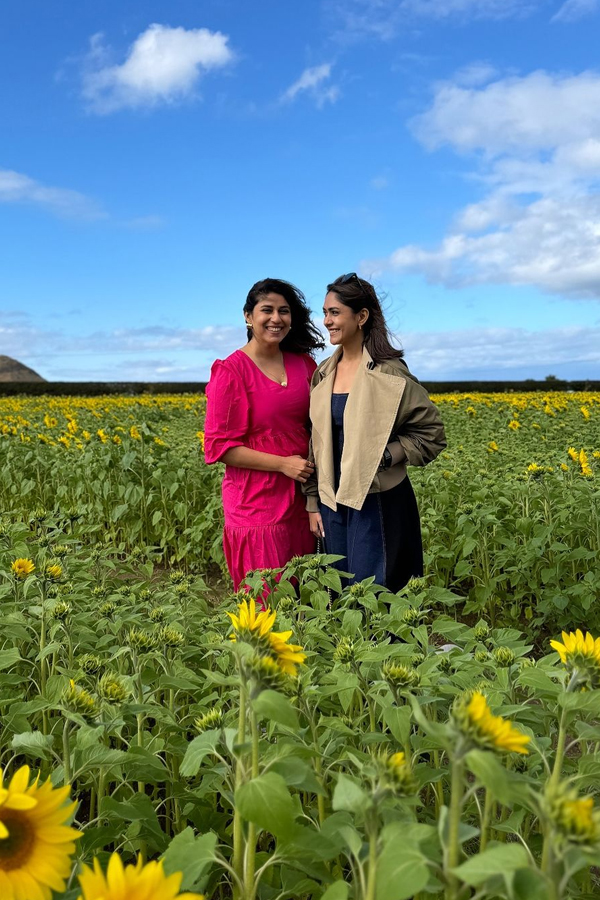 Mrunal Thakur Stunning Photos In Flower Garden Goes Viral3