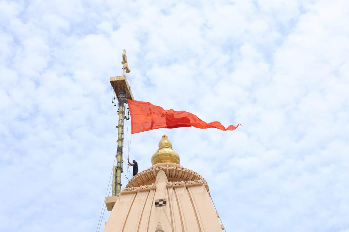 Ola CEO Bhavish Aggarwal At Somnath Temple Photos11