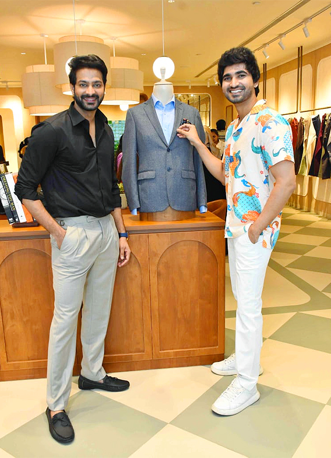 Bigg Boss fame created buzz in Bombay Shirt Company9