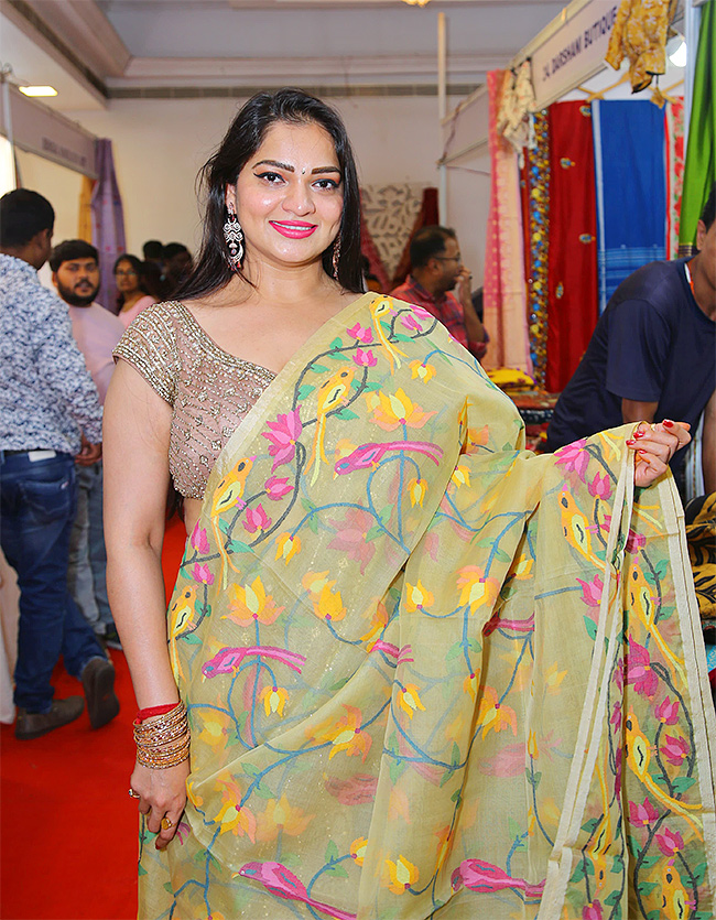 Silk of India Handloom Expo 2024 Ashwini Sree6