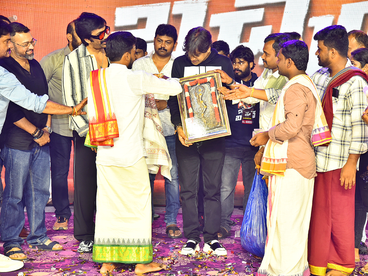 Hero Ravi Teja Mr Bachchan Pre Release Event Photos29