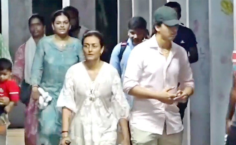 Mahesh Babu Wife Namrata Shirodkar And Her Family Visit Tirumala Tirupati Temple Latest Photos4