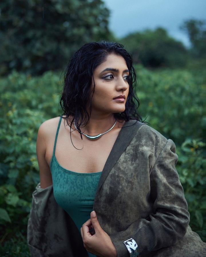 Actress Eesha Rebba Latest Photo Gallery4