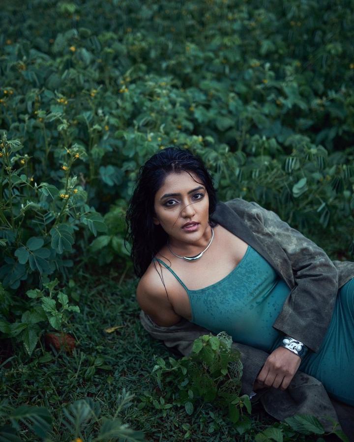 Actress Eesha Rebba Latest Photo Gallery7