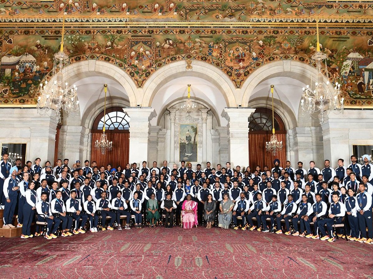 Paris Olympics 2024 Players Meet President Droupadi Murmu After Return2