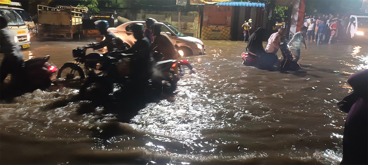 heavy rain in hyderabad 2024 photos20