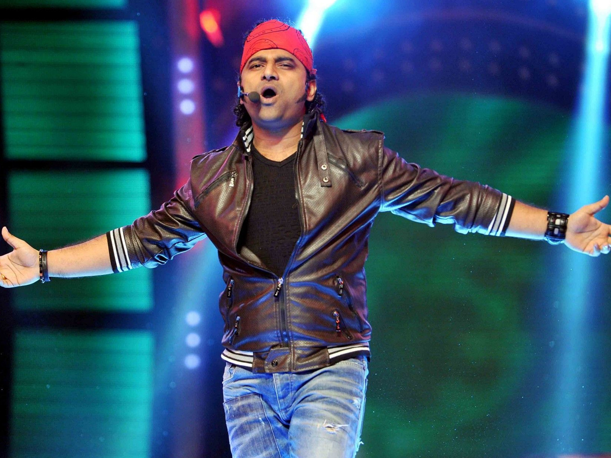 Rockstar Devi Sri Prasad Birthday Special Gallery6