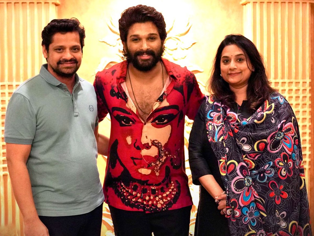 Allu Arjun Appreciates Narne Nithin And Aay Movie Team Photos Viral1