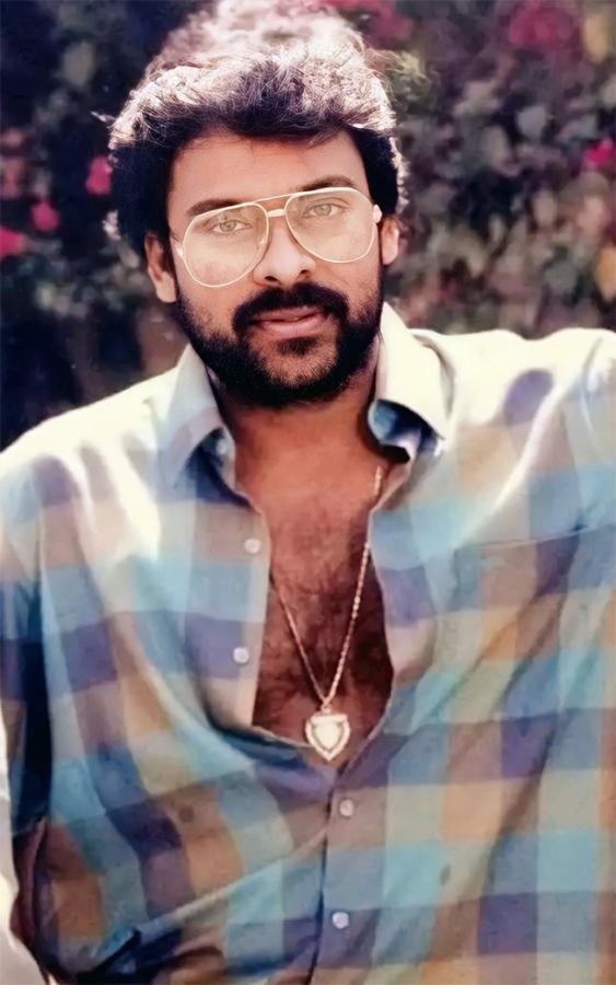 Tollywood Megastar Chiranjeevi Unseen And Rare Photos Gallery12