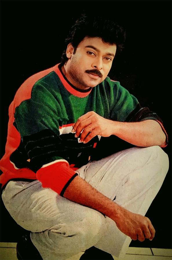 Tollywood Megastar Chiranjeevi Unseen And Rare Photos Gallery17