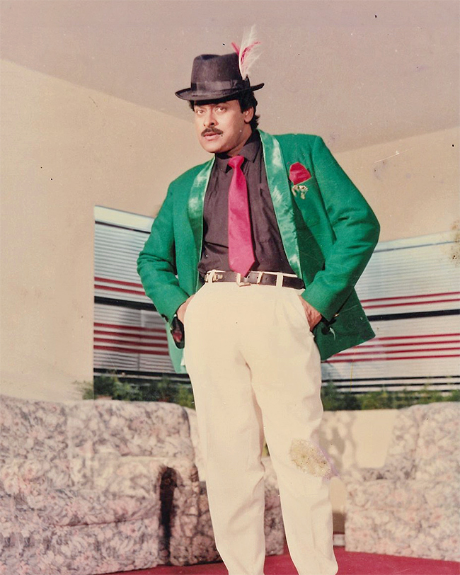 Tollywood Megastar Chiranjeevi Unseen And Rare Photos Gallery30