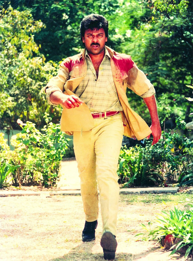 Tollywood Megastar Chiranjeevi Unseen And Rare Photos Gallery31