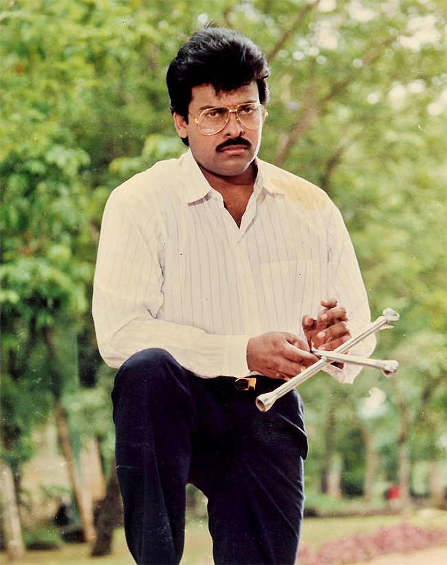 Tollywood Megastar Chiranjeevi Unseen And Rare Photos Gallery5