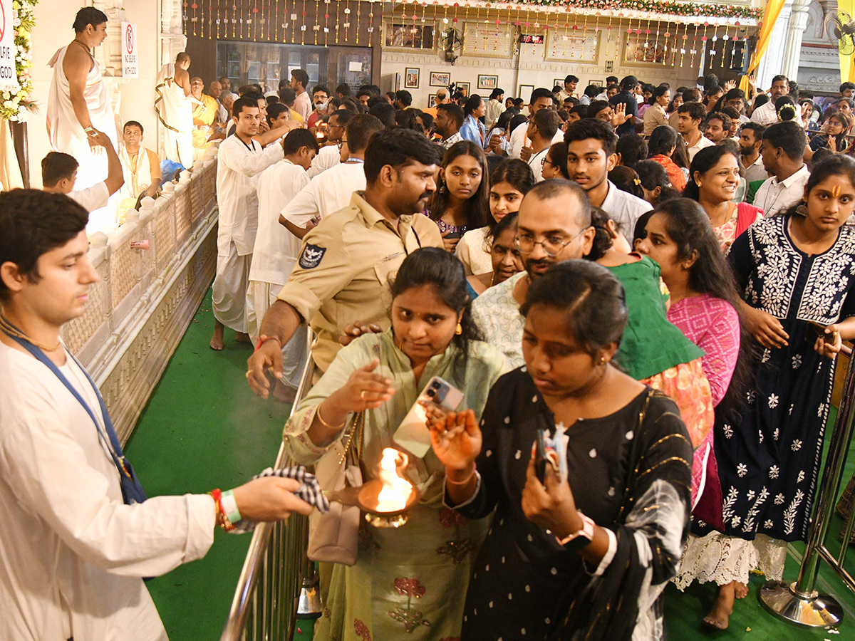 Krishna Janmashtami Festival at Iskcon Temple abids2