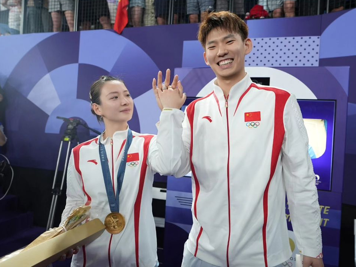 Chinese Badminton Players Got Engaged In Paris Olympics Photos Goes Viral13