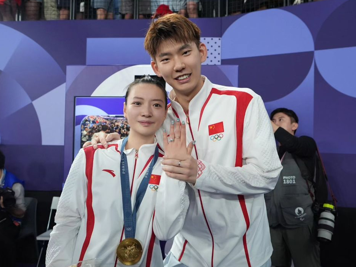 Chinese Badminton Players Got Engaged In Paris Olympics Photos Goes Viral14