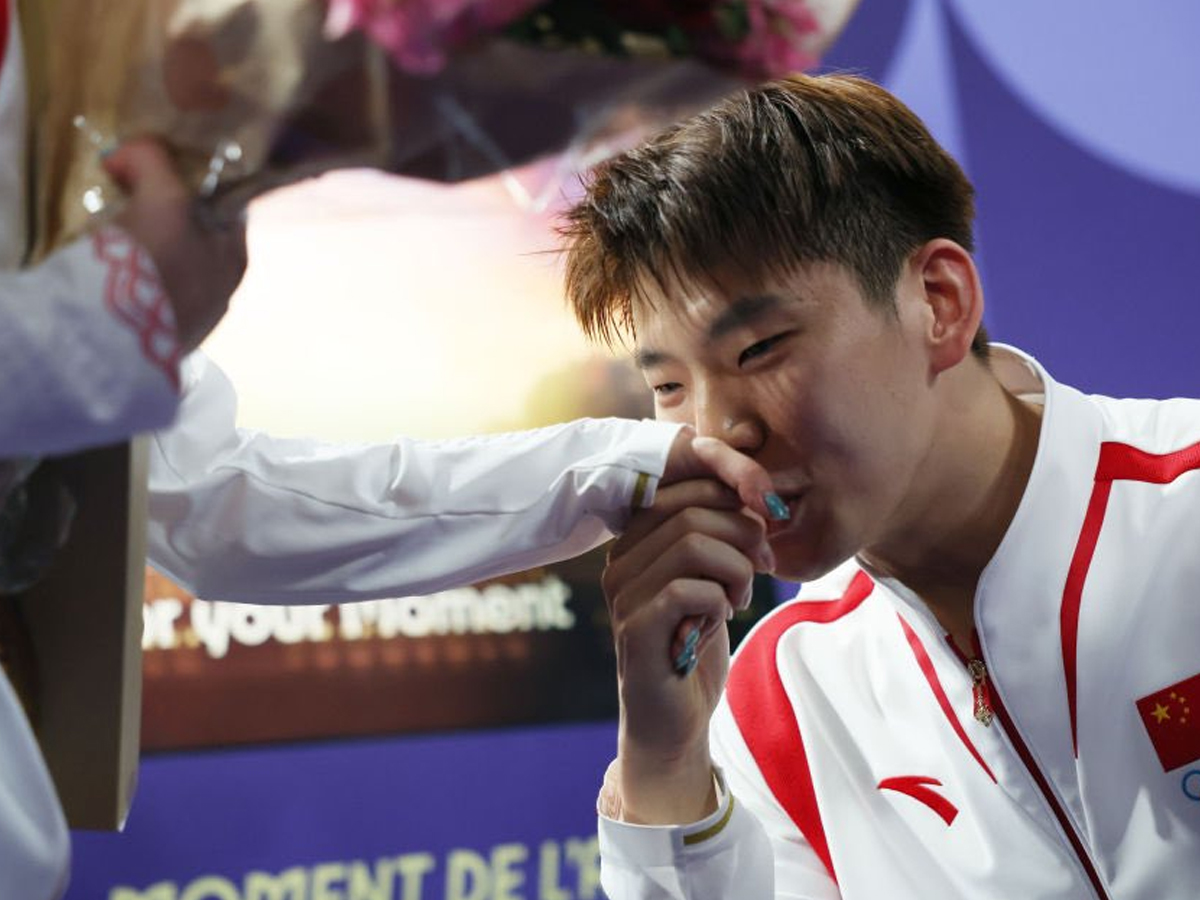 Chinese Badminton Players Got Engaged In Paris Olympics Photos Goes Viral7