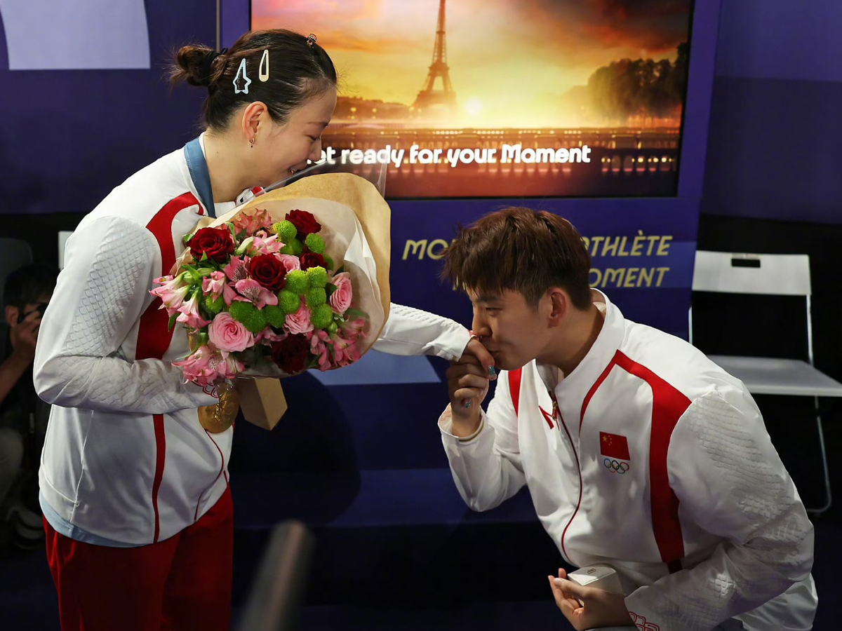 Chinese Badminton Players Got Engaged In Paris Olympics Photos Goes Viral8