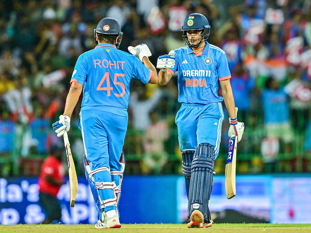 India vs Sri Lanka 1st ODI Match Ends In A Tie Photos14