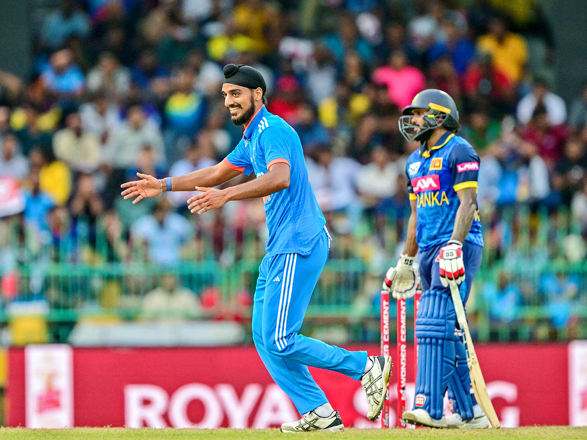 India vs Sri Lanka 1st ODI Match Ends In A Tie Photos15