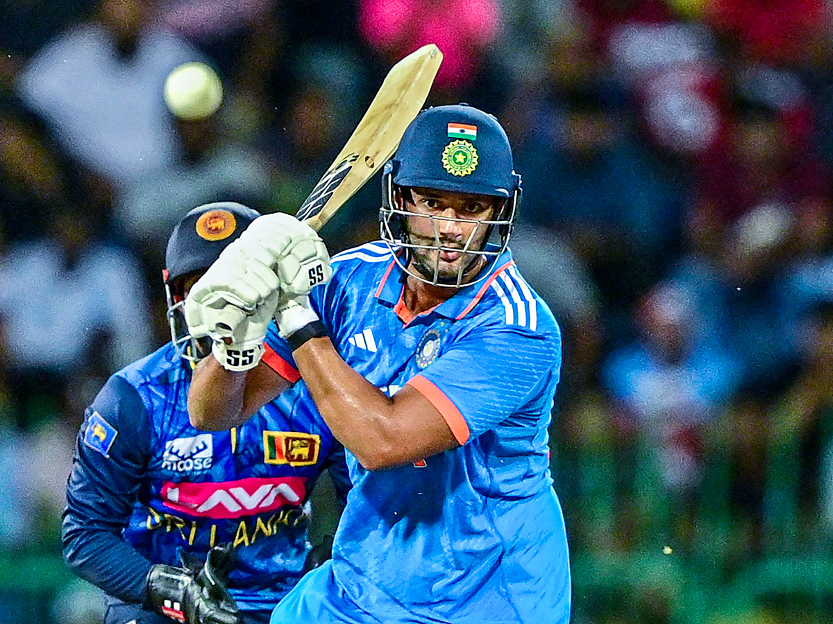 India vs Sri Lanka 1st ODI Match Ends In A Tie Photos2