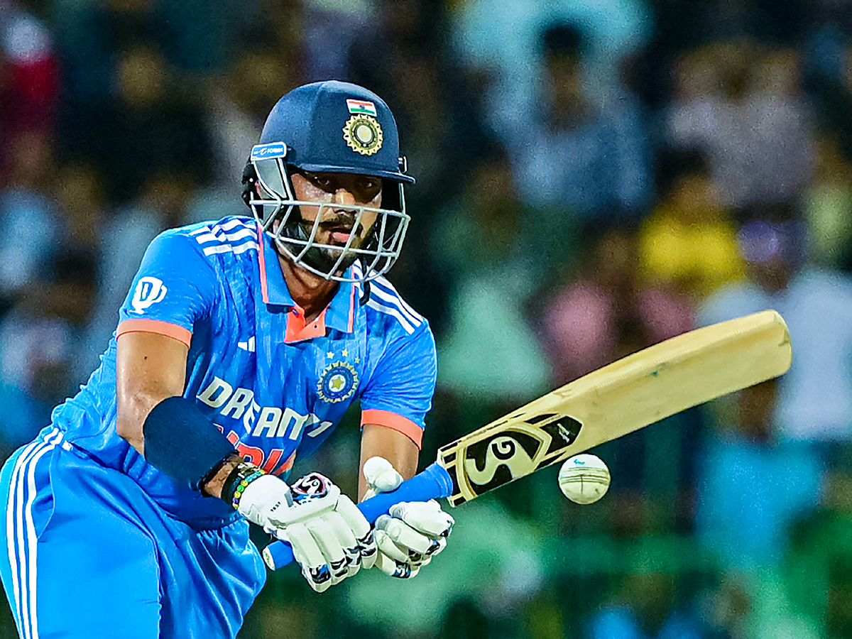 India vs Sri Lanka 1st ODI Match Ends In A Tie Photos4