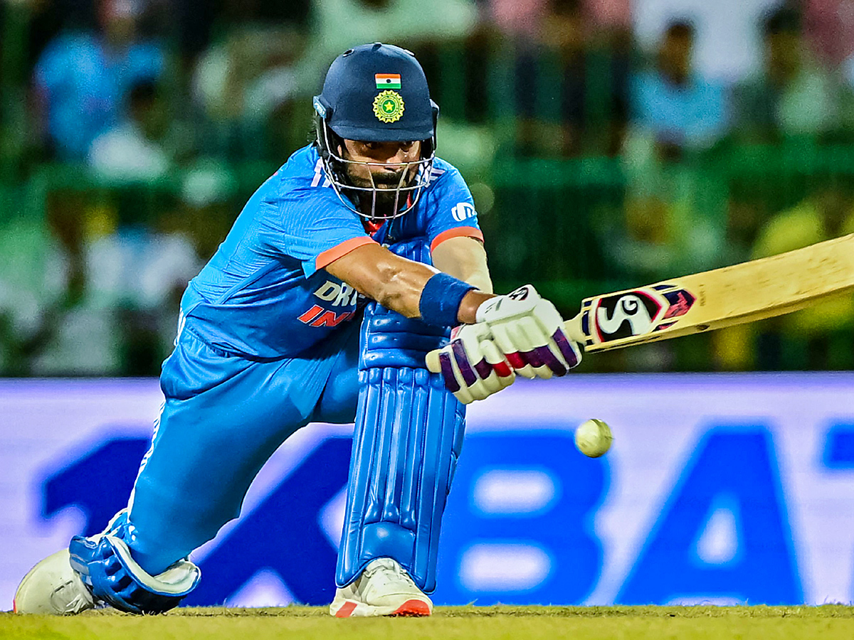 India vs Sri Lanka 1st ODI Match Ends In A Tie Photos6