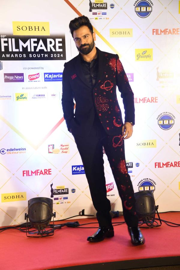 69th SOBHA Filmfare Awards South 2024 Photos27