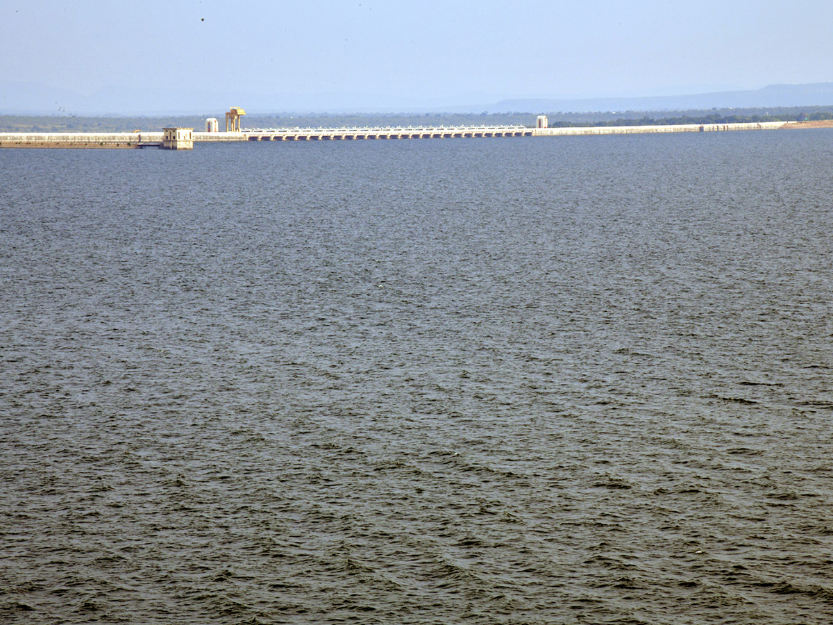 Nagarjunasagar spillway gates set to be lifted on Monday11