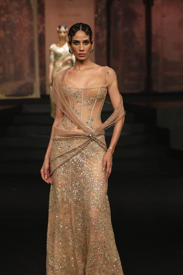 Collection Of Rang Mahal In Hyundai India Couture Week 202414