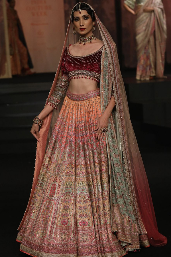 Collection Of Rang Mahal In Hyundai India Couture Week 202417