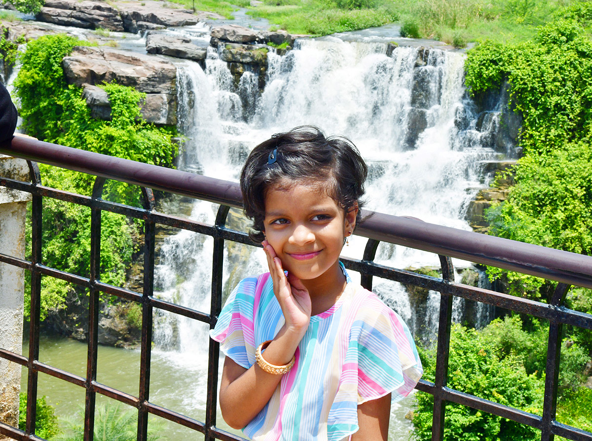 Tourist Rush at Ethipothala Waterfalls Photos7