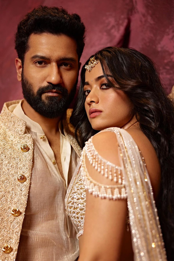 Photos Of Vicky Kaushal And Rashmika Mandanna Goes Viral5