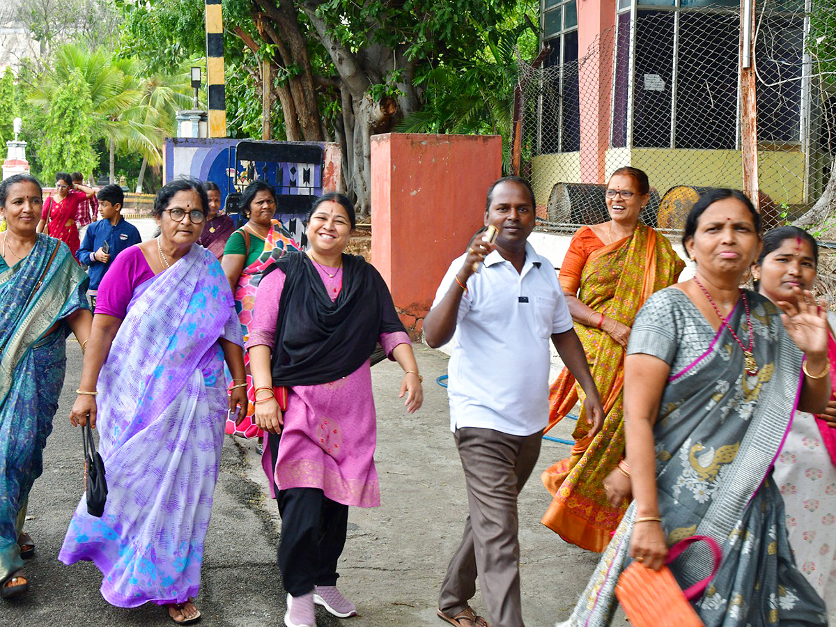 Nagarjuna Sagar Dam Gates Opened Photos28