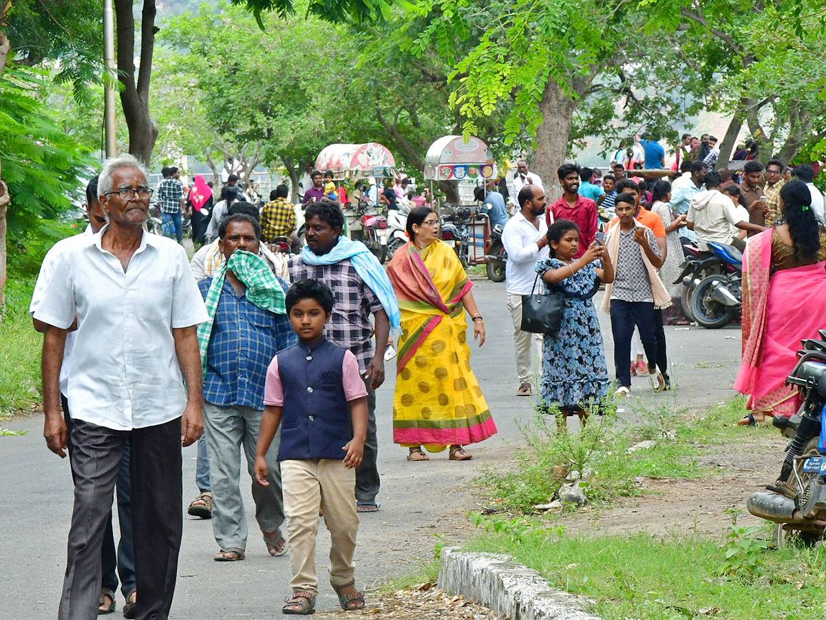 Nagarjuna Sagar Dam Gates Opened Photos9