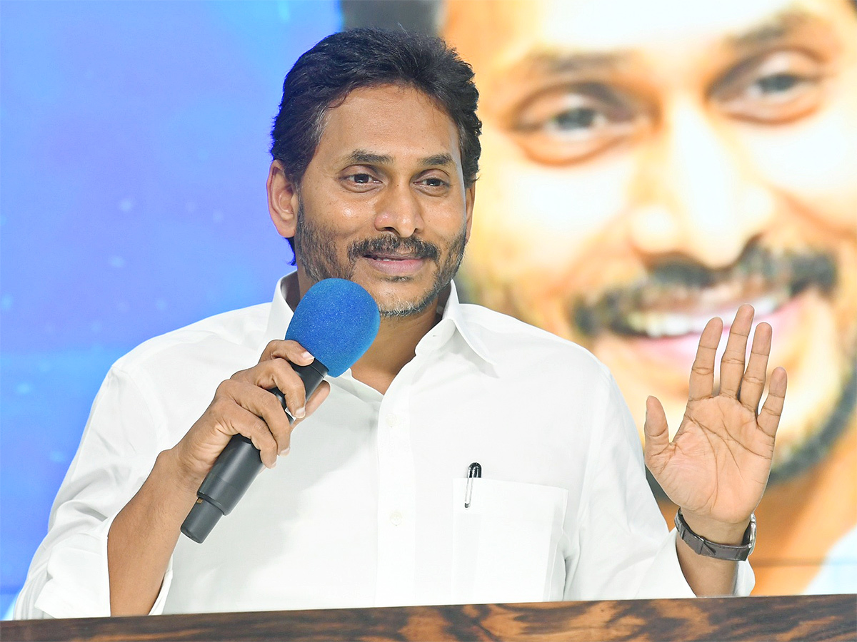 YS Jagan Meeting at Paderu YSRCP Leaders Photos16