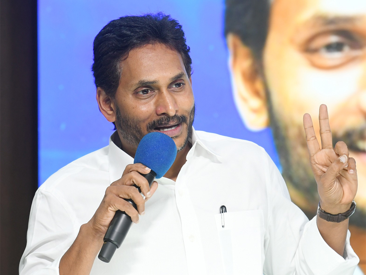 YS Jagan Meeting at Paderu YSRCP Leaders Photos19