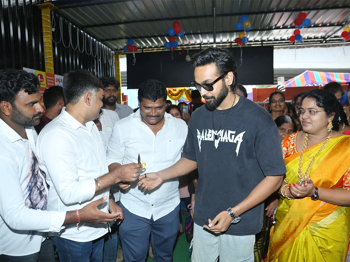 Bigg Boss Star Manus Launches OGF Restaurant Photos8