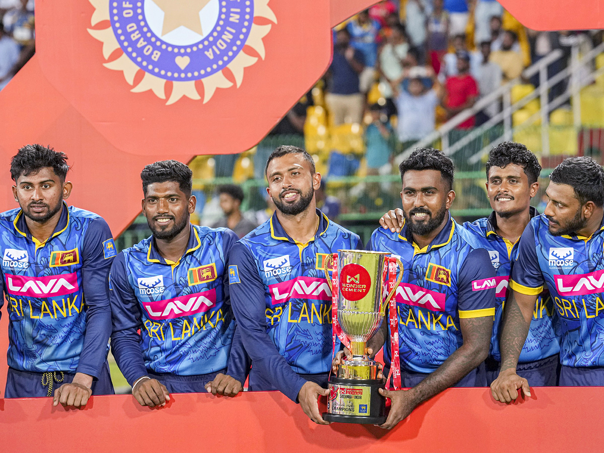 Sri Lanka beats India by 110 runs to win series Photos2