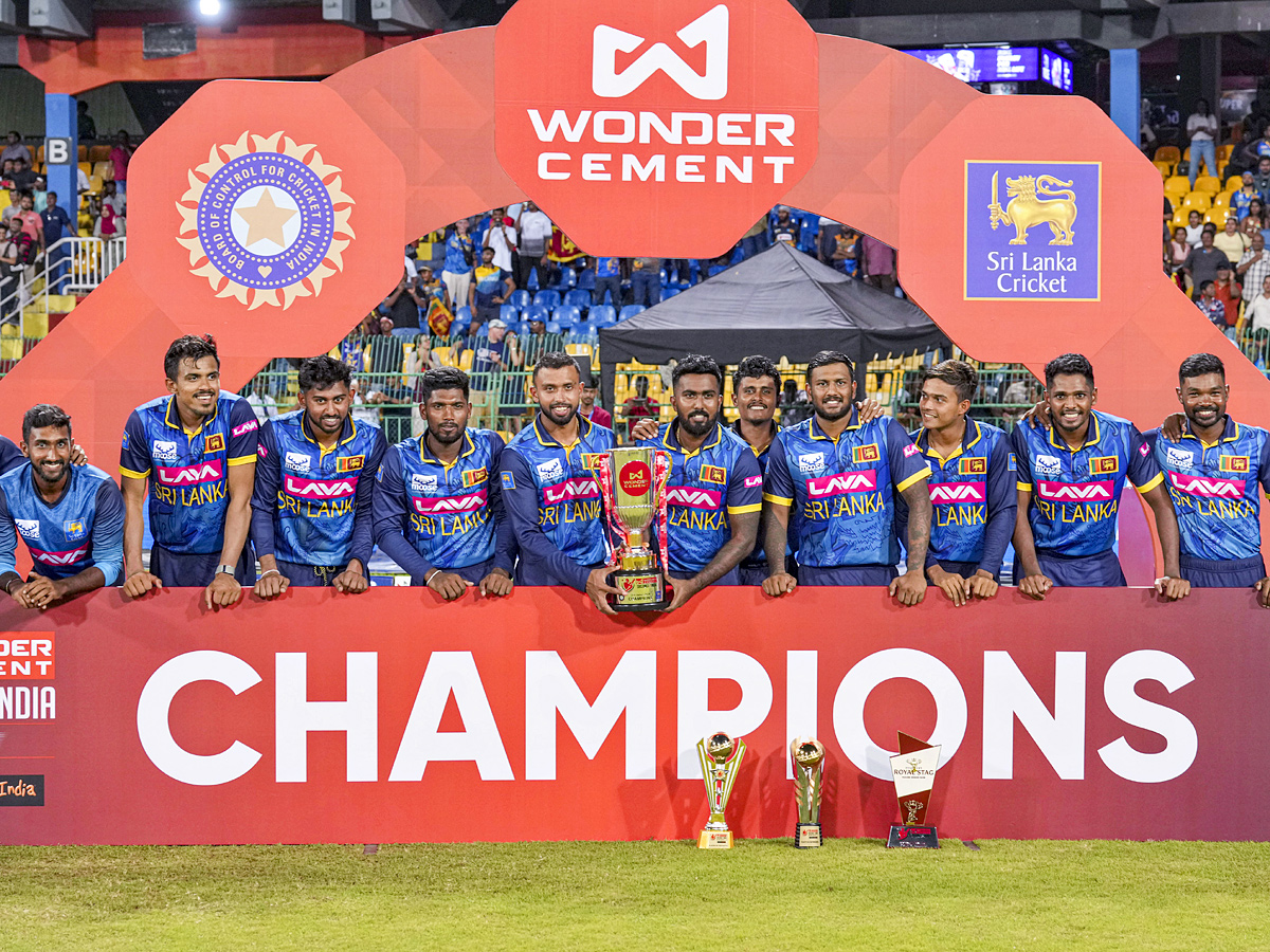 Sri Lanka beats India by 110 runs to win series Photos1