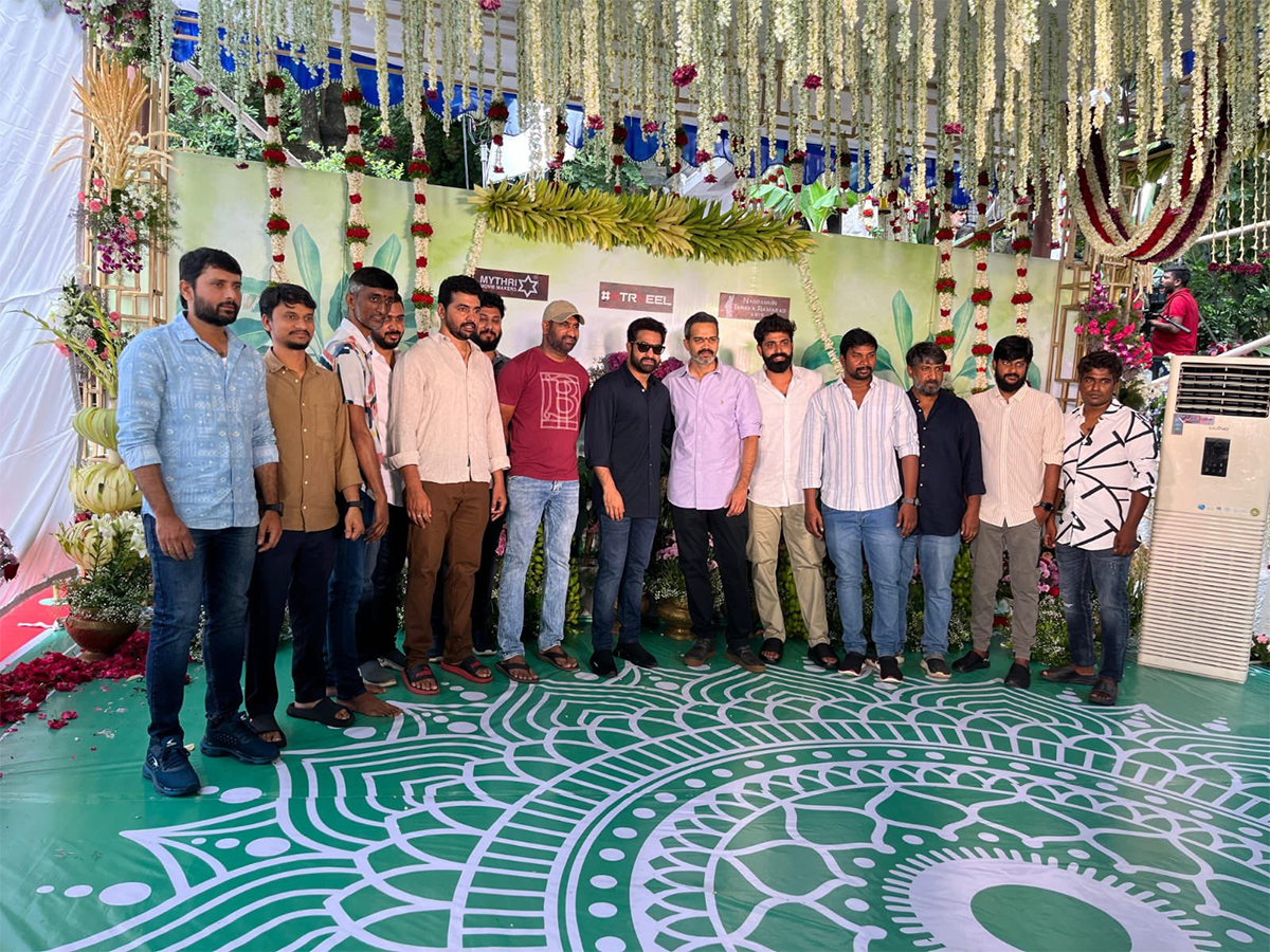 Jr NTR And Prashanth Neel Movie Pooja Ceremony Photos5