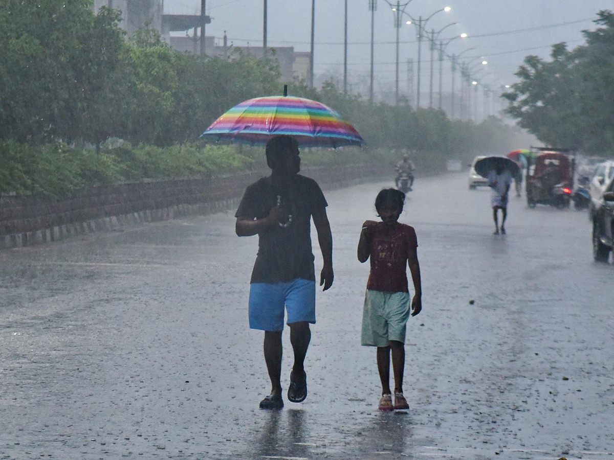 heavy rain in telangana Today7