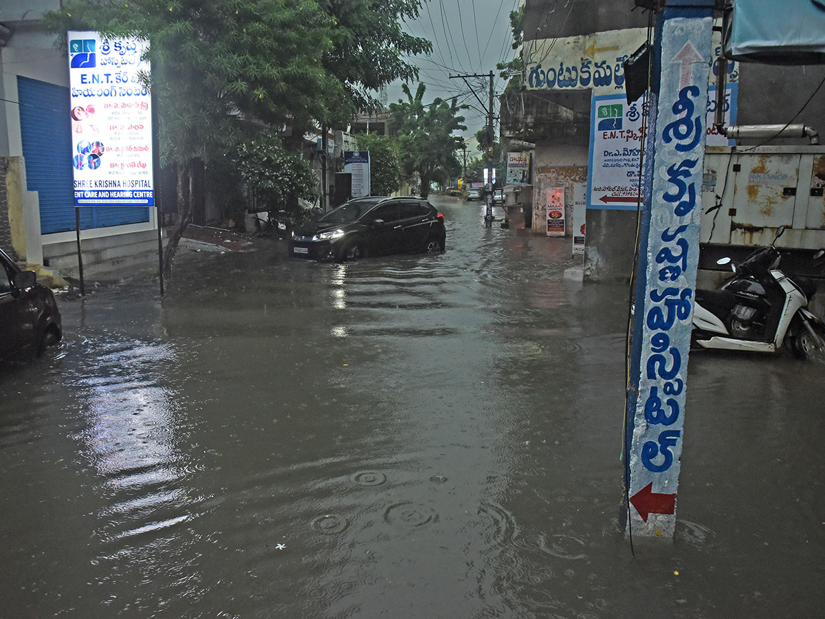 heavy rain in telangana Today12